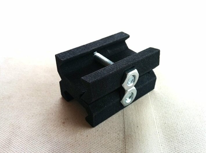 Picatinny to Picatinny Clamp Adapter 3d printed 
