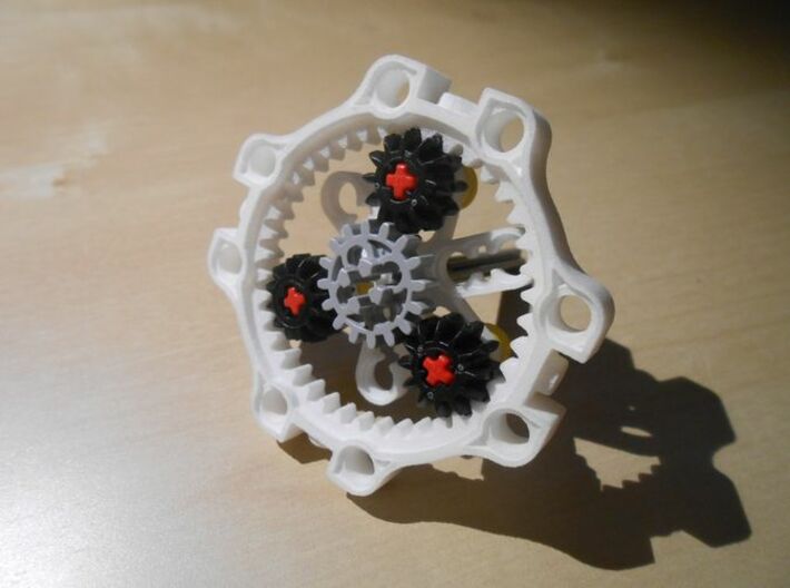 LEGO®-compatible 40-teeth ring gear 3d printed epicyclic gearbox with 2:7 ratio