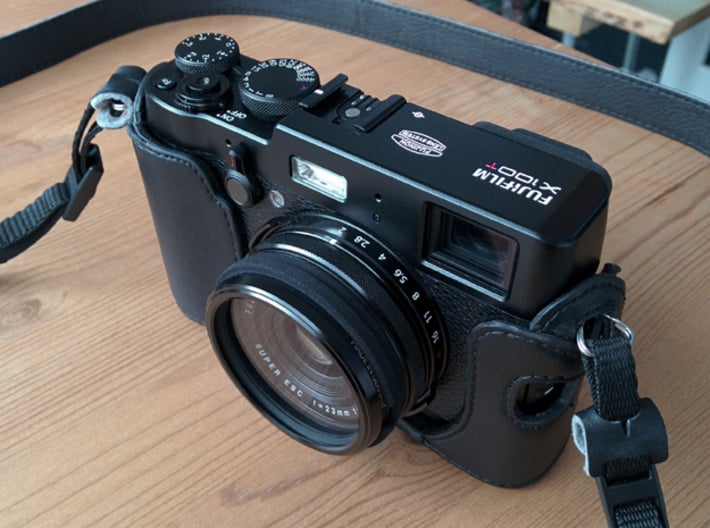 Camlink Snap-on/Pinch Lens Cap for the FujiFilm Fuji FinePix X-S1 XS1 