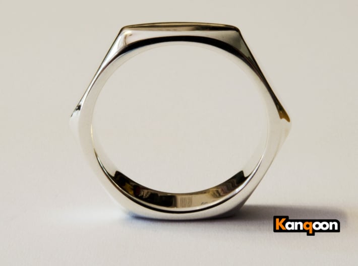Barbara - Nut Ring 3d printed Barbara - Ring - US 9 - 19 mm Premium Silver printed