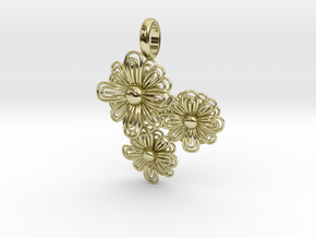 Flower Pendant in 18k Gold Plated Brass