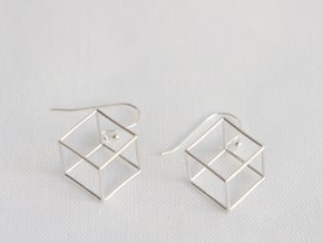 Cube earrings in Polished Silver