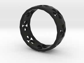 Clover Size 8 Ring in Black Natural Versatile Plastic