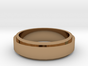 On top ring (19 mm diameter)  in Polished Brass