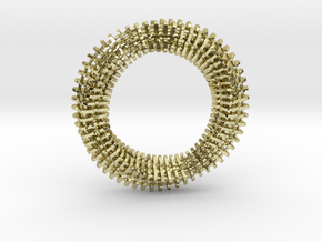 Mobius Ring Pendant v3 in 18k Gold