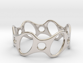 Fantasy Bracelet 75 in Platinum