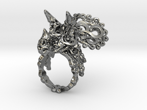 Tricera Ring (Size 7) in Polished Silver