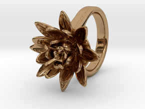 Lotus Ring For Diamond 8 mm Fit in Polished Brass
