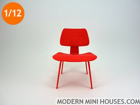 Eames Dining Chair 1:12 scale in Red Processed Versatile Plastic