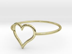 Size 7 Love Heart A in 18k Gold