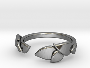 Delicate Leafs Ring in Fine Detail Polished Silver: Extra Small