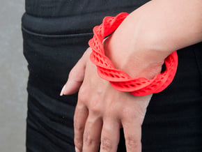 Twist Cuff (Size L) in Red Processed Versatile Plastic