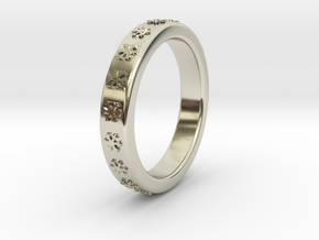 Ø16 mm - Ø0.630inch Ring  With Snowflake Motif in 14k White Gold
