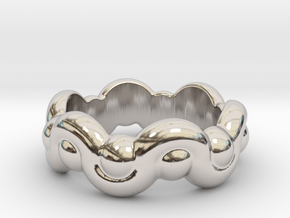 Strange Fantasy Ring 16 - Italian Size 16 in Platinum