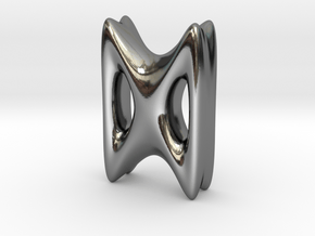 RUNE - D in Fine Detail Polished Silver