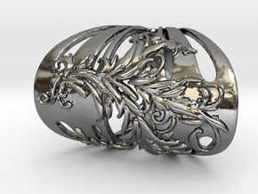Women Ring in Fine Detail Polished Silver
