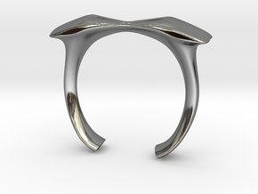 Finger Bow Tie Ring in Fine Detail Polished Silver