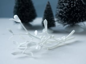 Mistletoe- 6" in White Natural Versatile Plastic