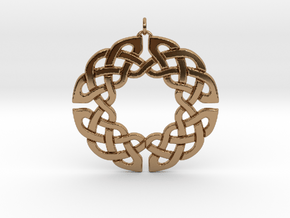 Circular Celtic Knot Pendant in Polished Brass