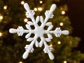 Snowflake - Christmas Tree Ornament (Bauble) in White Processed Versatile Plastic
