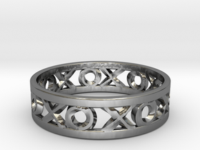 Size 9 Xoxo Ring in Fine Detail Polished Silver