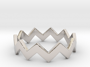 Zig Zag Wave Stackable Ring Size 5 in Rhodium Plated Brass