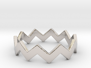 Zig Zag Wave Stackable Ring Size 6 in Rhodium Plated Brass