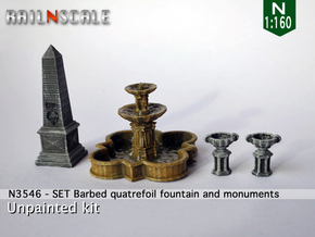 SET Quatrefoil fountain with monument (N 1:160) in Tan Fine Detail Plastic