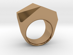 CODE: N12 - RING SIZE 7 in Polished Brass