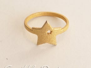 Kawaii Star Ring 2 Size 7 in Polished Gold Steel