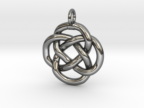 Knot pendant in Fine Detail Polished Silver