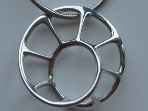 mobius pendant 27 27 10 in Fine Detail Polished Silver