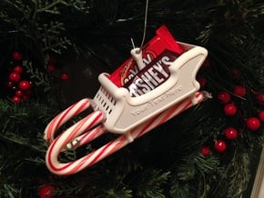 Candy Cane Sleigh in White Natural Versatile Plastic