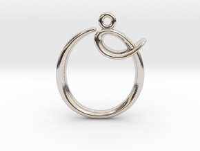 O Initial Charm in Platinum