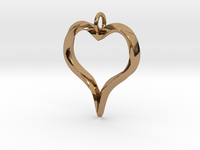Twisted Heart pendant in Polished Brass