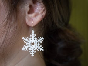 Interlaced Snowflake Earrings in White Processed Versatile Plastic