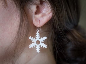 Evergreen Snowflake Earrings in White Processed Versatile Plastic