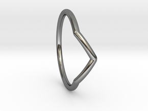 V ring (small) in Fine Detail Polished Silver