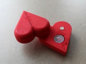 customized Illusionist Locket for photos in Red Processed Versatile Plastic