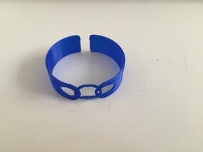 Link Bracelet in Tan Fine Detail Plastic