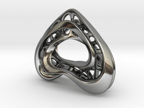 LoveHeart RoyalModel in Fine Detail Polished Silver