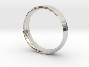 Mobius Ring with Groove Size US 9.75 in Platinum
