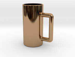 Excessive drinking cup in Polished Brass