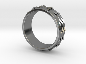 RidgeBack Ring Size 7.5 in Fine Detail Polished Silver