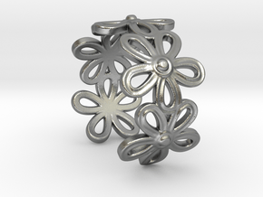 Daisy Ring in Natural Silver