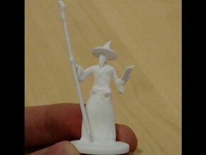 Pathfinder / D&D Human Wizard miniature in White Natural Versatile Plastic