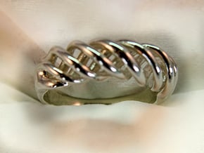 Twist Ring in Polished Silver
