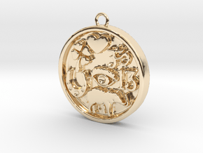 Good Luck Round Pendant in 14K Yellow Gold
