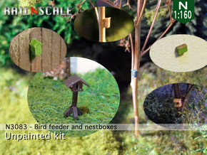 Bird feeder + 5 nestboxes​ (N 1:160) in Tan Fine Detail Plastic