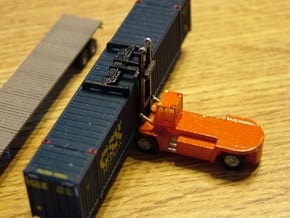 Terex FDC250 Container Lift - Zscale in Smooth Fine Detail Plastic